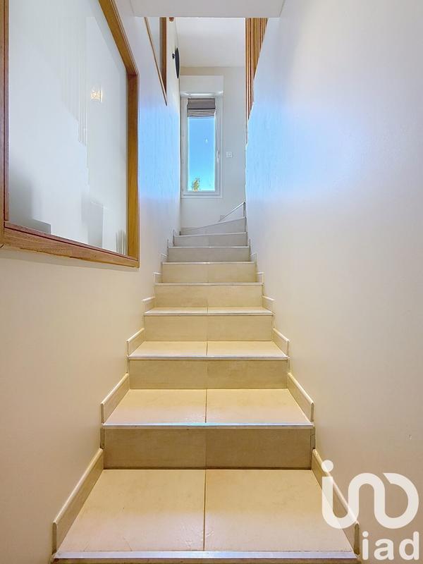 Maison - 167 m² - 7 pièces