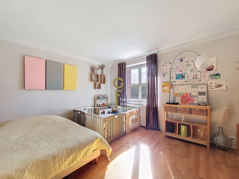 Maison - 255 m² - 7 pièces