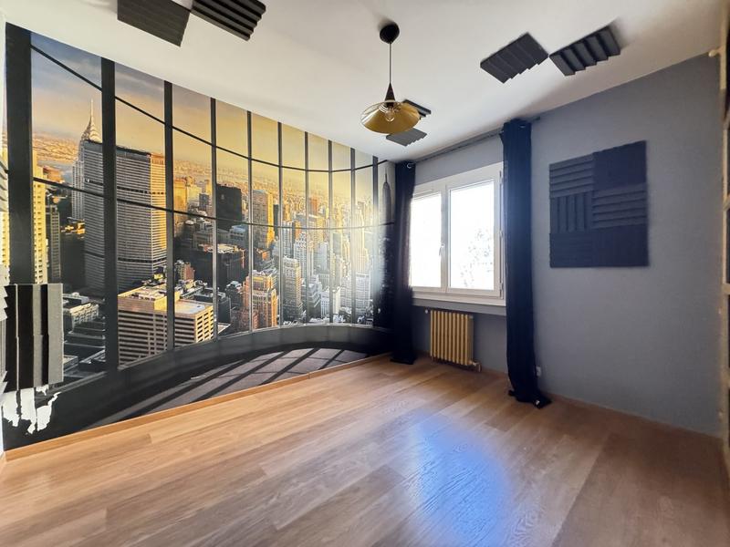 Villa - 281 m² - 9 pièces