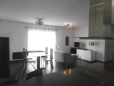 Maison - 82 m² - 4 pièces