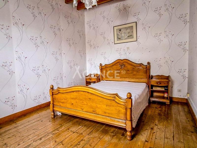 Maison - 99 m² - 4 pièces