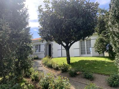 Maison - 97 m² - 5 pièces