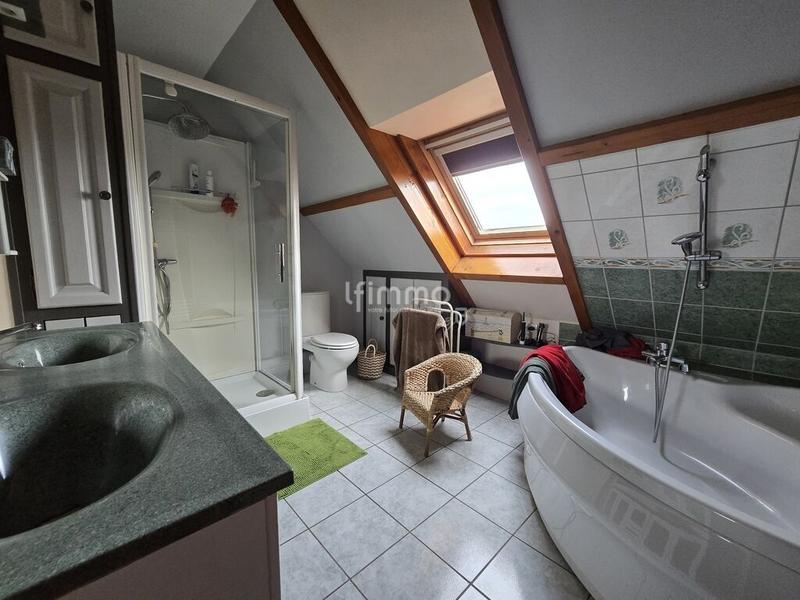 Maison - 131 m² - 6 pièces