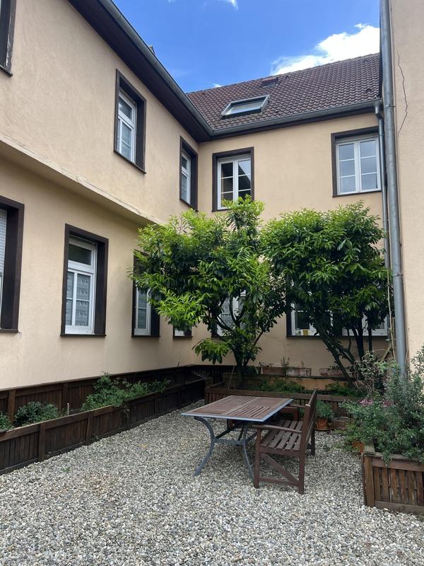 Maison - 541 m² - 22 pièces