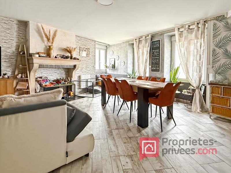 Maison - 175 m² - 9 pièces