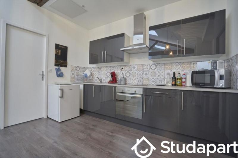 Chambre - 10 m² - 1 pièce