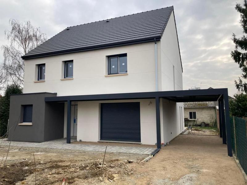 Maison - 92 m² - 5 pièces