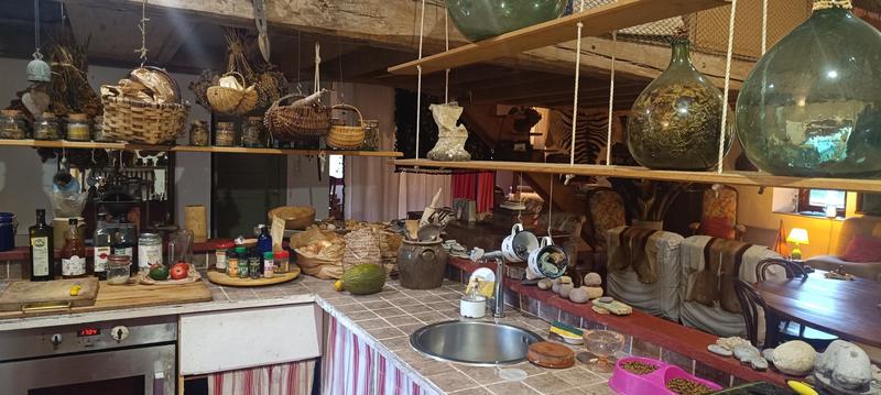 Maison - 270 m² - 10 pièces