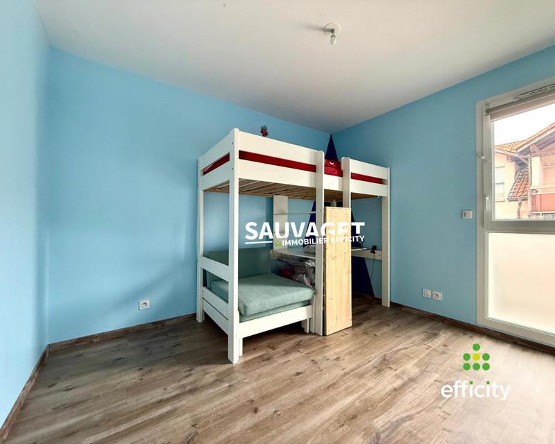 Appartement - 86 m² - 4 pièces