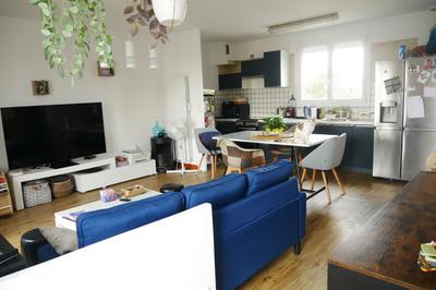 Maison - 83 m² - 5 pièces