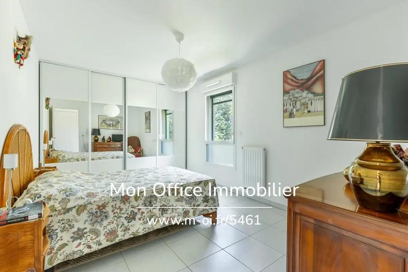 Appartement - 94 m² - 4 pièces