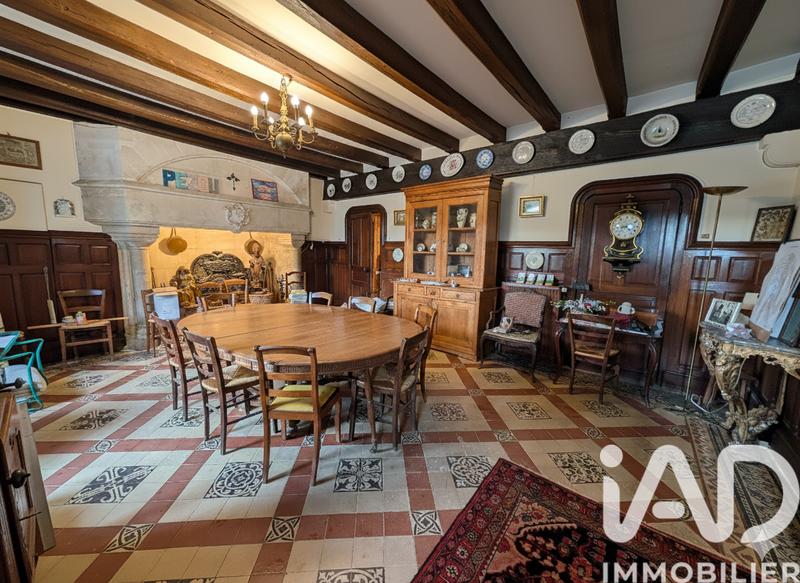 Maison - 431 m² - 13 pièces