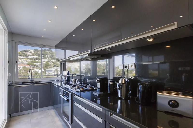 Appartement - 163 m² - 5 pièces