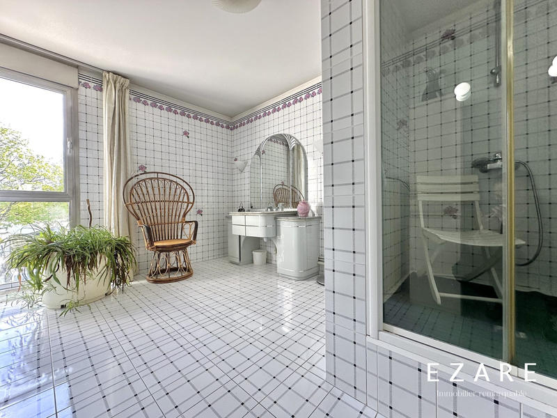 Appartement - 78 m² - 3 pièces