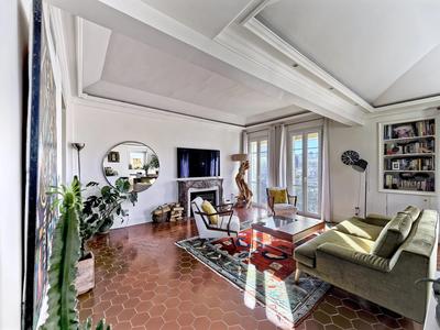 Appartement - 101 m² - 4 pièces