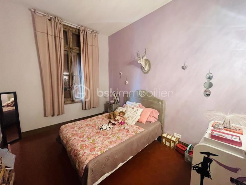 Demeure - 200 m² - 7 pièces