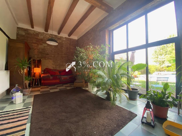 Propriété - 460 m² - 12 pièces