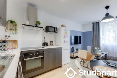 Chambre - 9 m² - 1 pièce