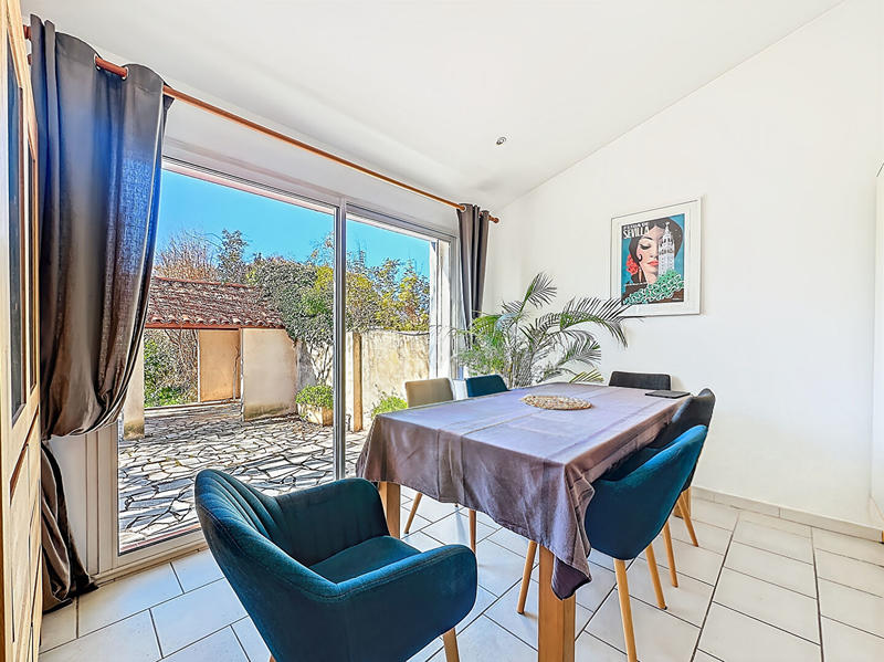 Maison - 92 m² - 4 pièces