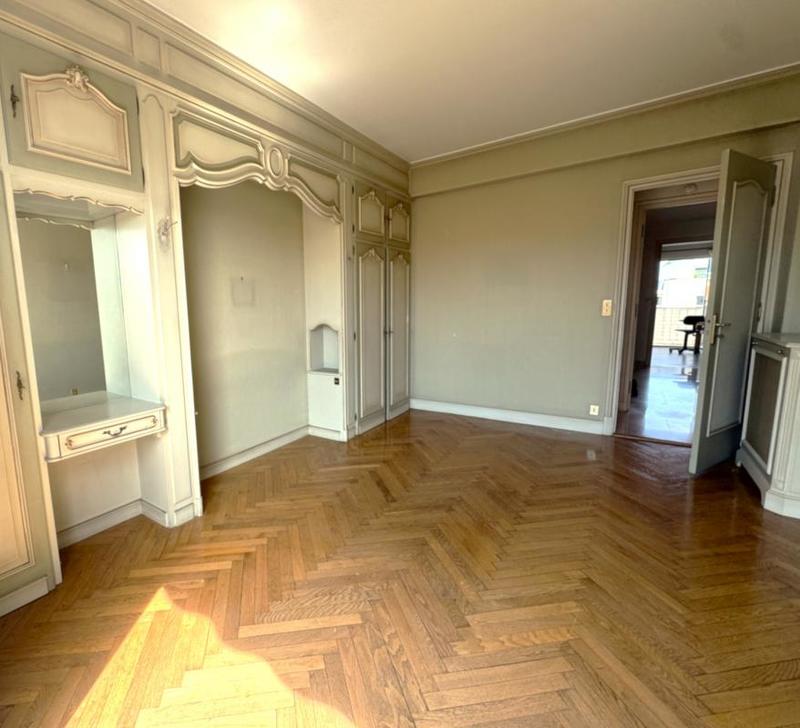 Appartement - 83 m² - 3 pièces