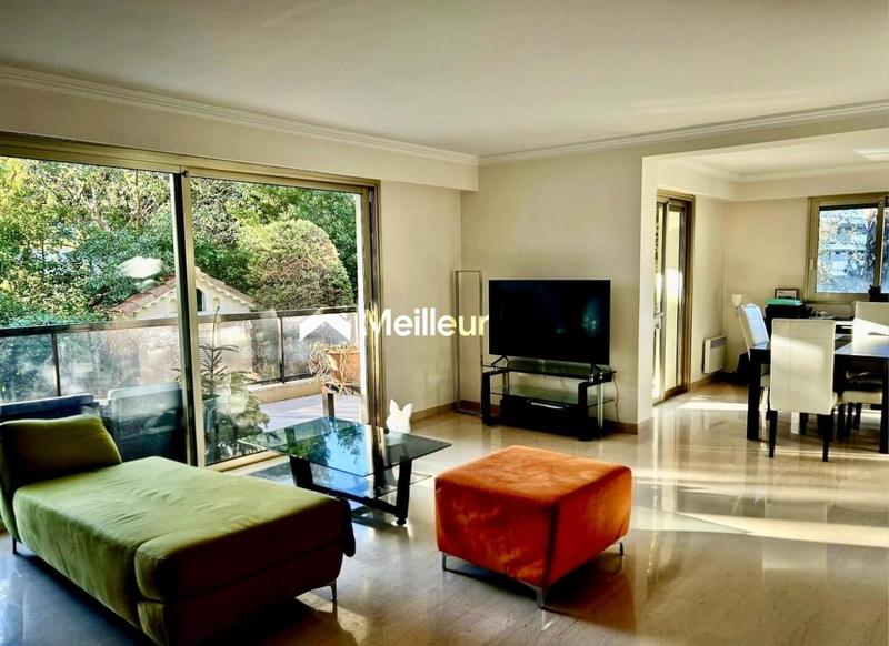 Appartement - 98 m² - 3 pièces