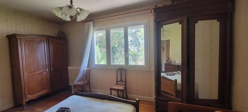 Propriété - 150 m² - 1 pièce