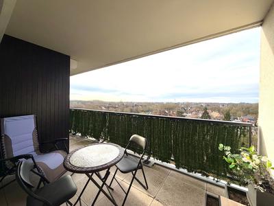 Appartement - 99 m² - 4 pièces