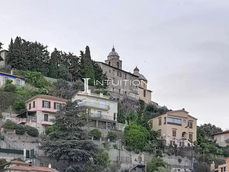 Appartement - 100 m² - 4 pièces