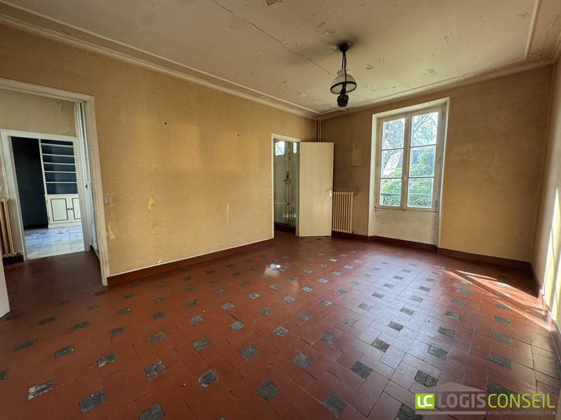 Villa - 222 m² - 7 pièces