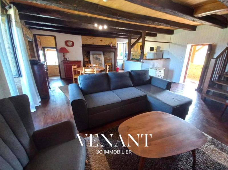 Villa - 457 m² - 16 pièces