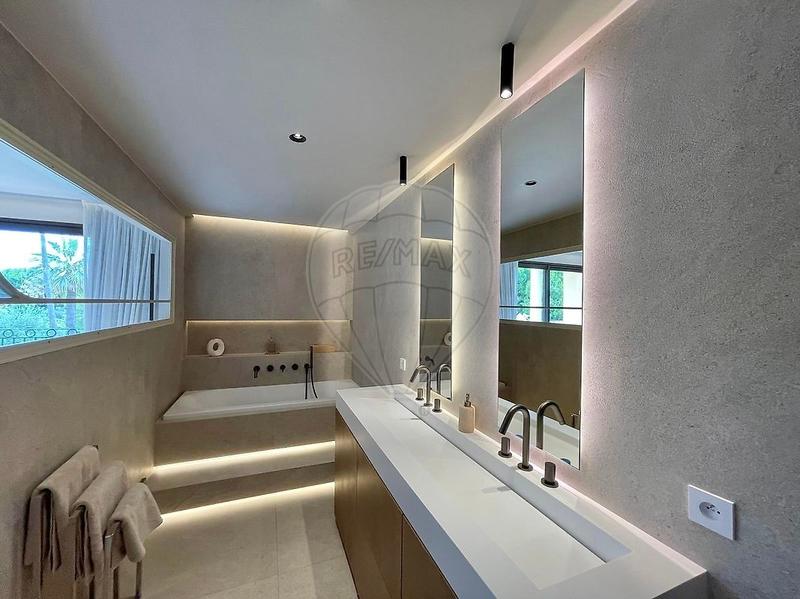 Duplex - 101 m² - 4 pièces