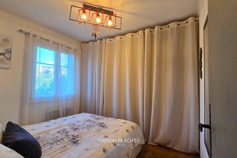 Maison - 102 m² - 4 pièces