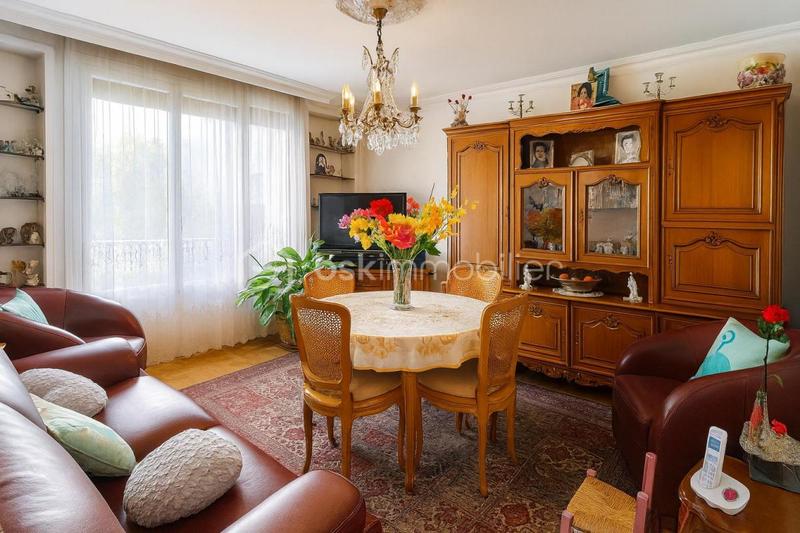 Appartement - 60 m² - 3 pièces