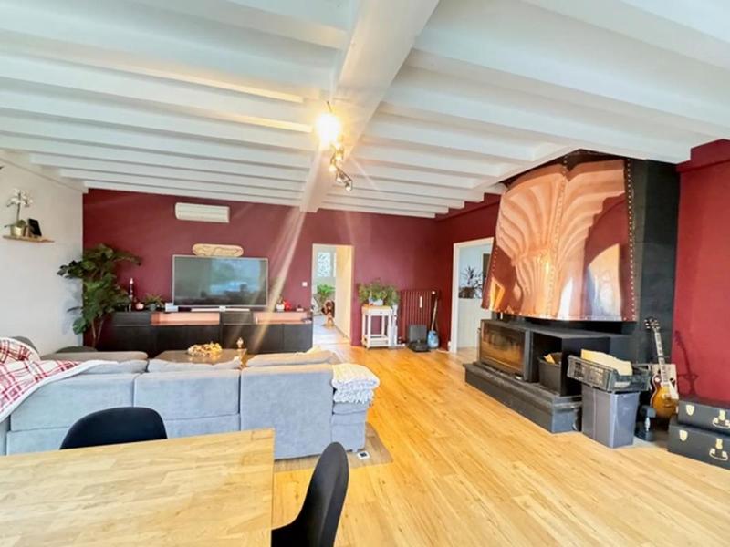 Maison - 309 m² - 10 pièces