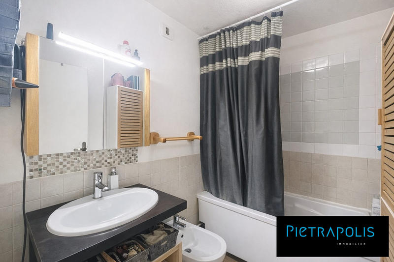 Appartement - 98 m² - 4 pièces