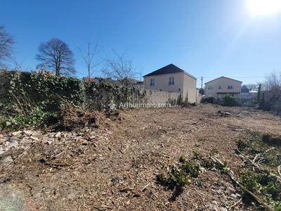 Terrain - 1 800 m²