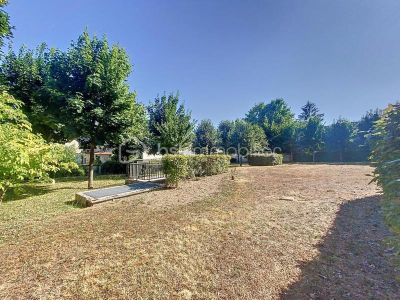 Studio - 24 m² - 1 pièce