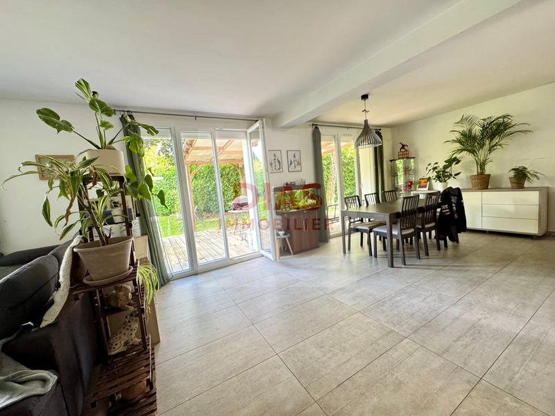 Maison - 155 m² - 7 pièces