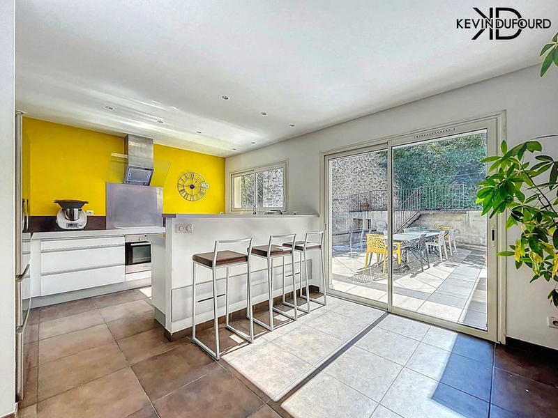 Maison de ville - 180 m² - 7 pièces