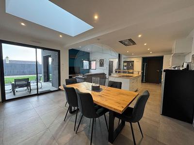 Maison - 113 m² - 4 pièces