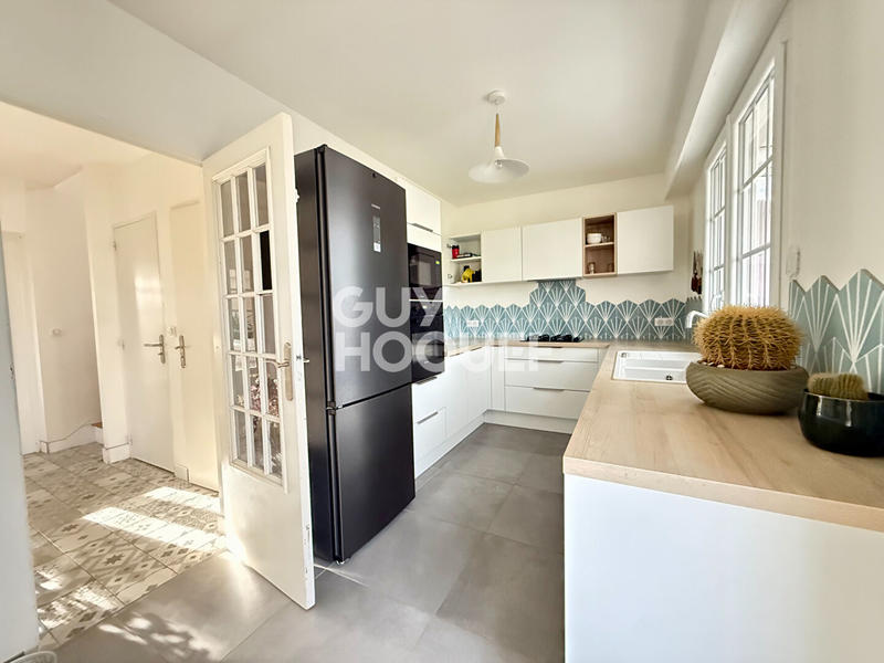 Maison - 95 m² - 4 pièces