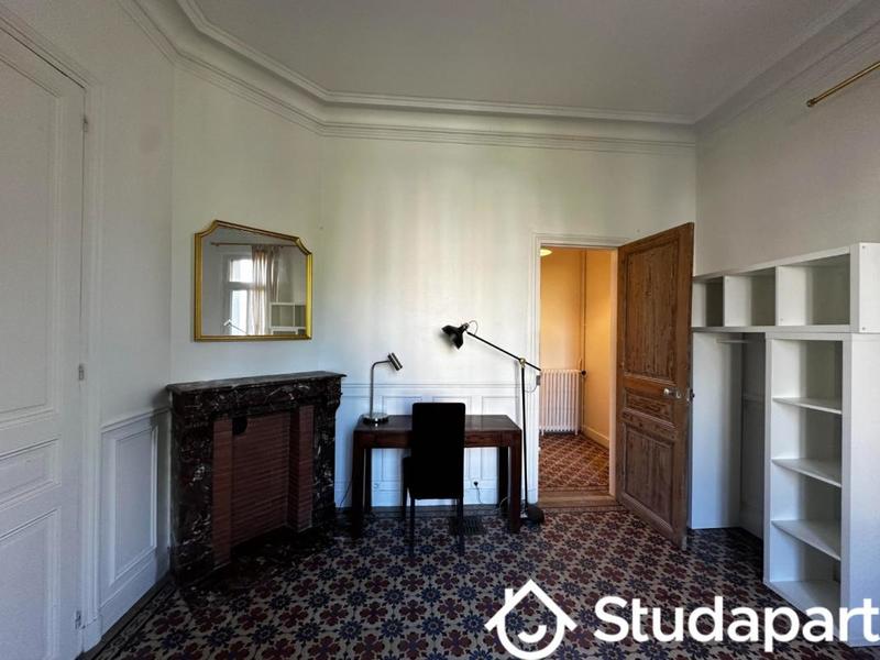 Chambre - 14 m² - 1 pièce