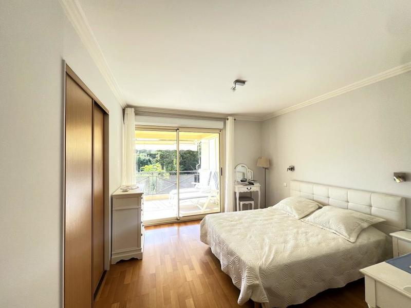 Appartement - 113 m² - 4 pièces