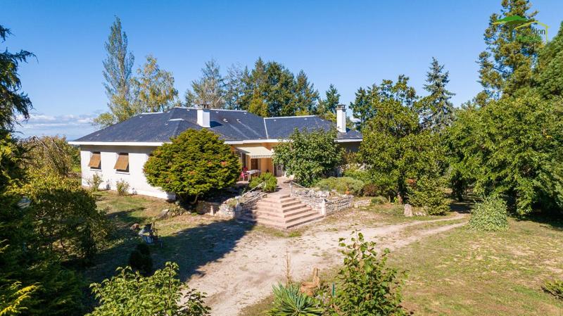 Maison bourgeoise - 376 m² - 8 pièces