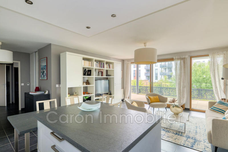 Appartement - 93 m² - 4 pièces