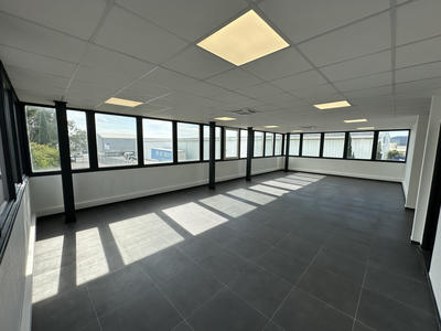 Local commercial - 77 m²