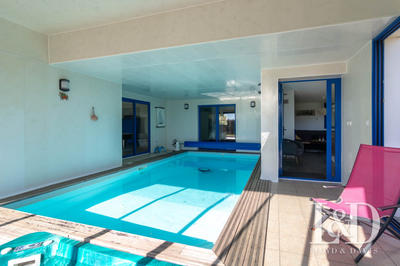 Maison contemporaine - 204 m² - 6 pièces