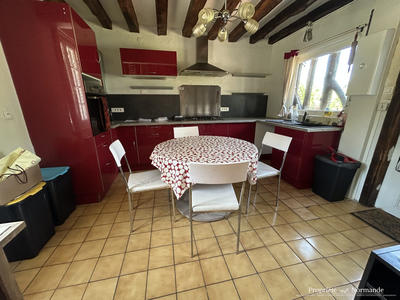 Maison - 140 m² - 6 pièces