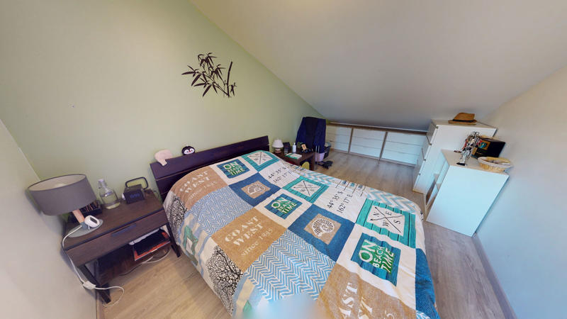 Maison - 90 m² - 5 pièces