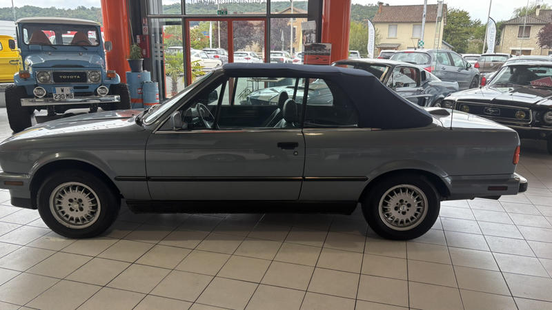 Bmw Série 3 325 I E30 Cabriolet Boite Meca 6 Cylindres